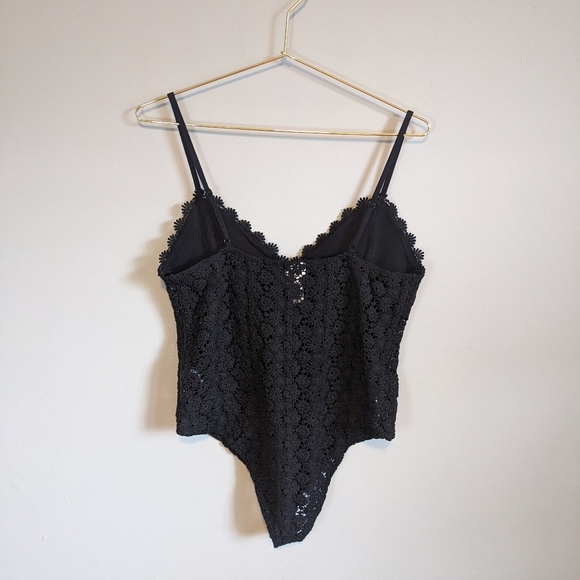 H&M Black Crotchet Bodysuit, size L - Picture 5 of 7